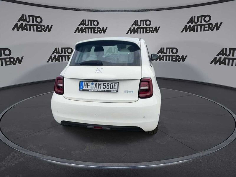 Fiat 500 e by Bocelli MJ23 Voll-LED/ Kamera/ uvm.