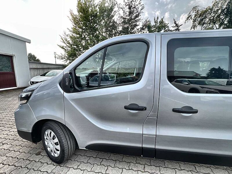 Nissan Primastar Kombi L2H1 3,0t Tekna