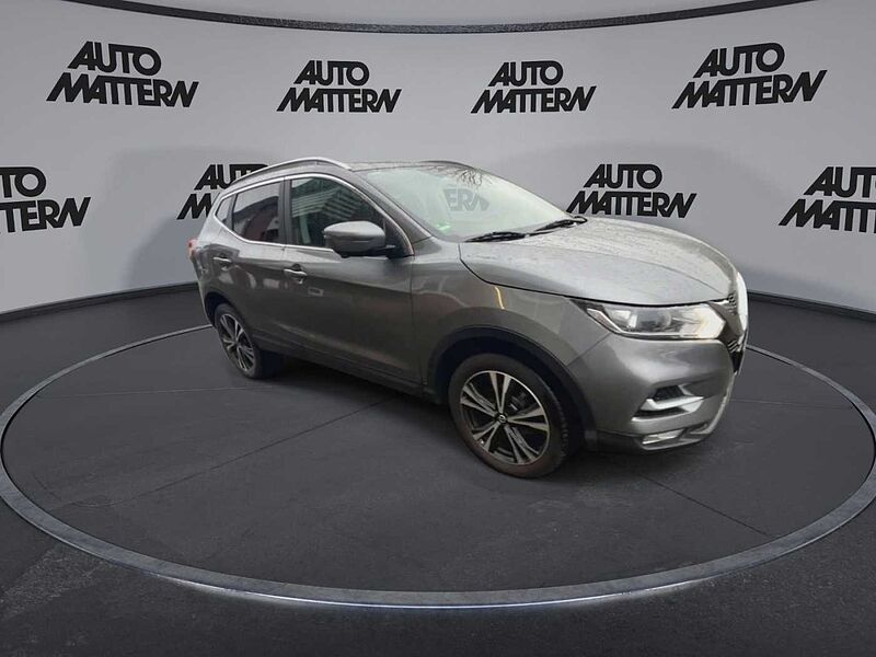 Nissan Qashqai 1.3 DIG-T AUT. Zama*Navi*SHZ*Kamera360°