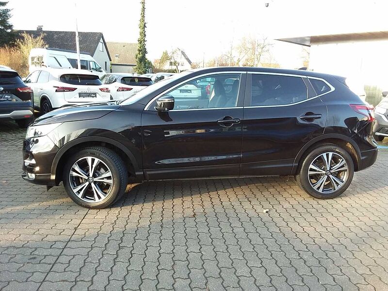 Nissan Qashqai 1.2 DIG-T N-Connecta*Navi*AHK*SHZ