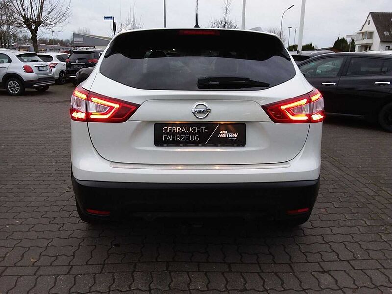 Nissan Qashqai 1.6 DIG-T Tekna 4x2